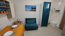 Colonna frigo  e divano letto 1 posto